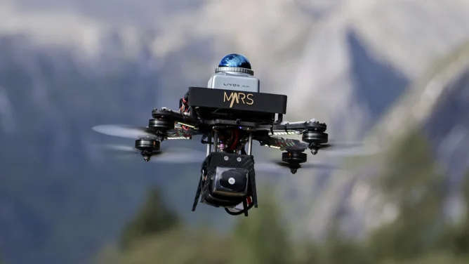 HKU engineering team revolutionises drone technology with bird-like autonomous flight for micro air vehicles