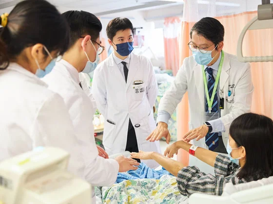 The School of Clinical Medicine is a vibrant and dynamic community of world-leading departments and units to drive transformative advancements in research, education, and clinical practice for the benefit of our patients and communities.