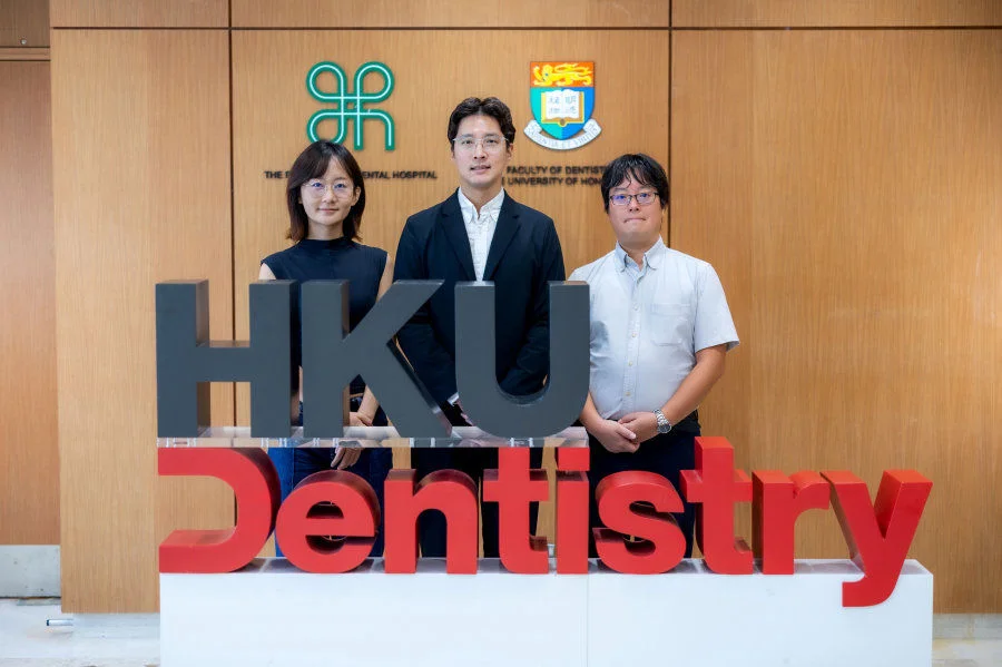 From left: Ms Ziqi Huang (PhD candidate, HKU Faculty of Dentistry), Professor Sangjin Lee (Assistant Professor in Biofunctional Materials, HKU Faculty of Dentistry), and Professor Rio Ryohichi Sugimura (Assistant Professor, School of Biomedical Sciences, HKU LKS Faculty of Medicine).