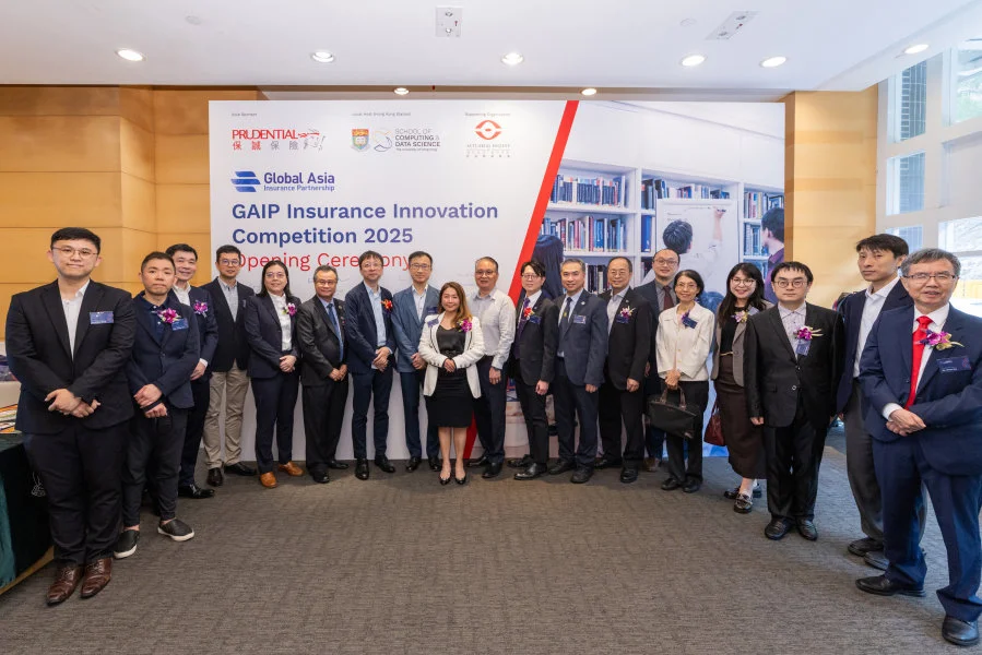 The ceremony and the competition are supported by esteemed guests from insurance industry and academia.