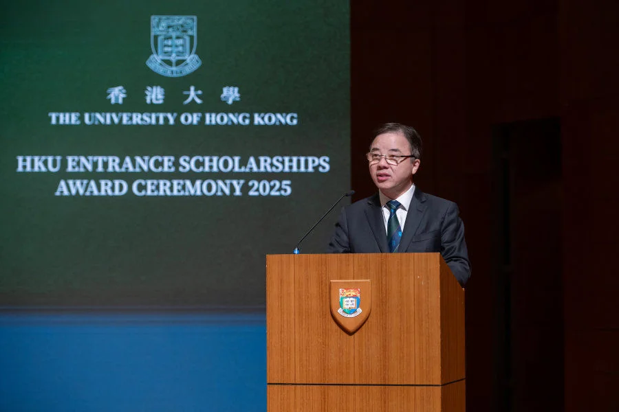 The President and Vice-Chancellor of HKU, Professor Xiang Zhang, gave a welcoming remark at the Ceremony.