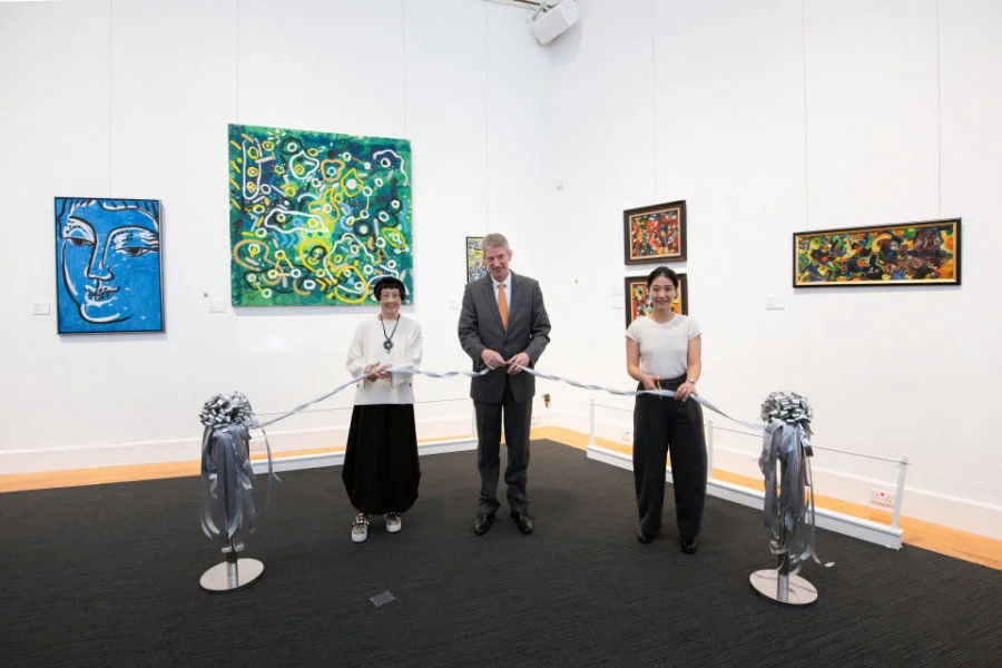 Officiating guests included the artist Zhao Hai Tien, UMAG Director Dr Florian Knothe and UMAG Associate Curator Dr Shuo Hua (from left to right).  