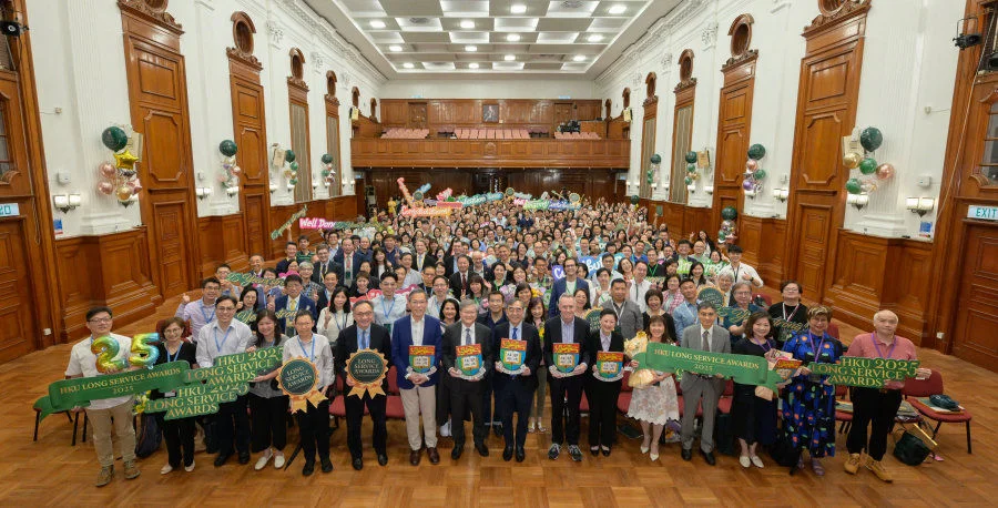 HKU holds Long Service Awards Presentation Ceremony for 200 staff members