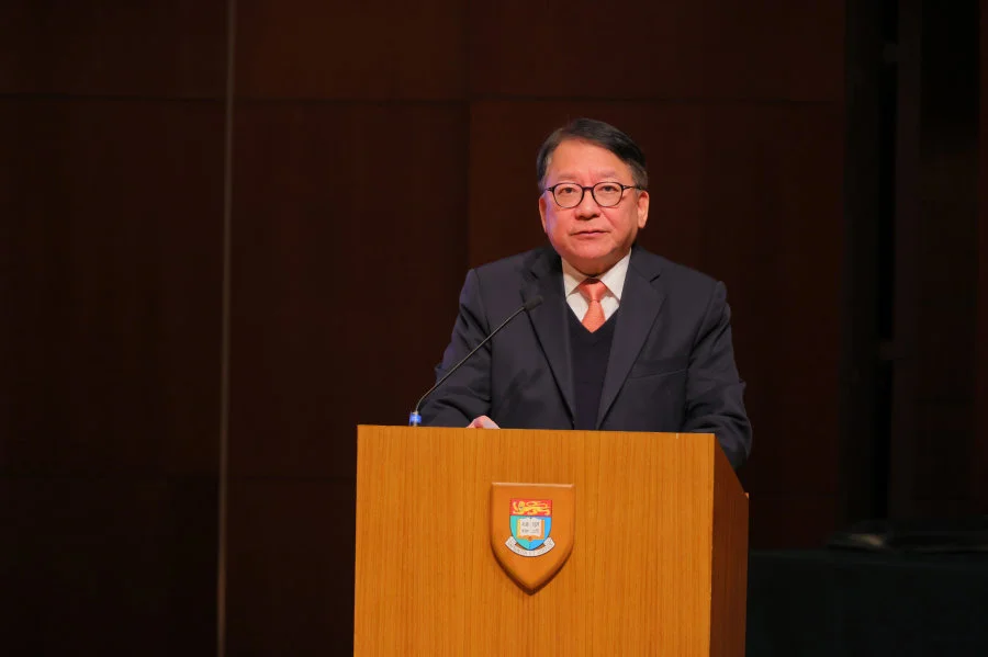 Mr Eric Kwok-ki Chan, Chief Secretary for Administration, delivers his speech at the forum.