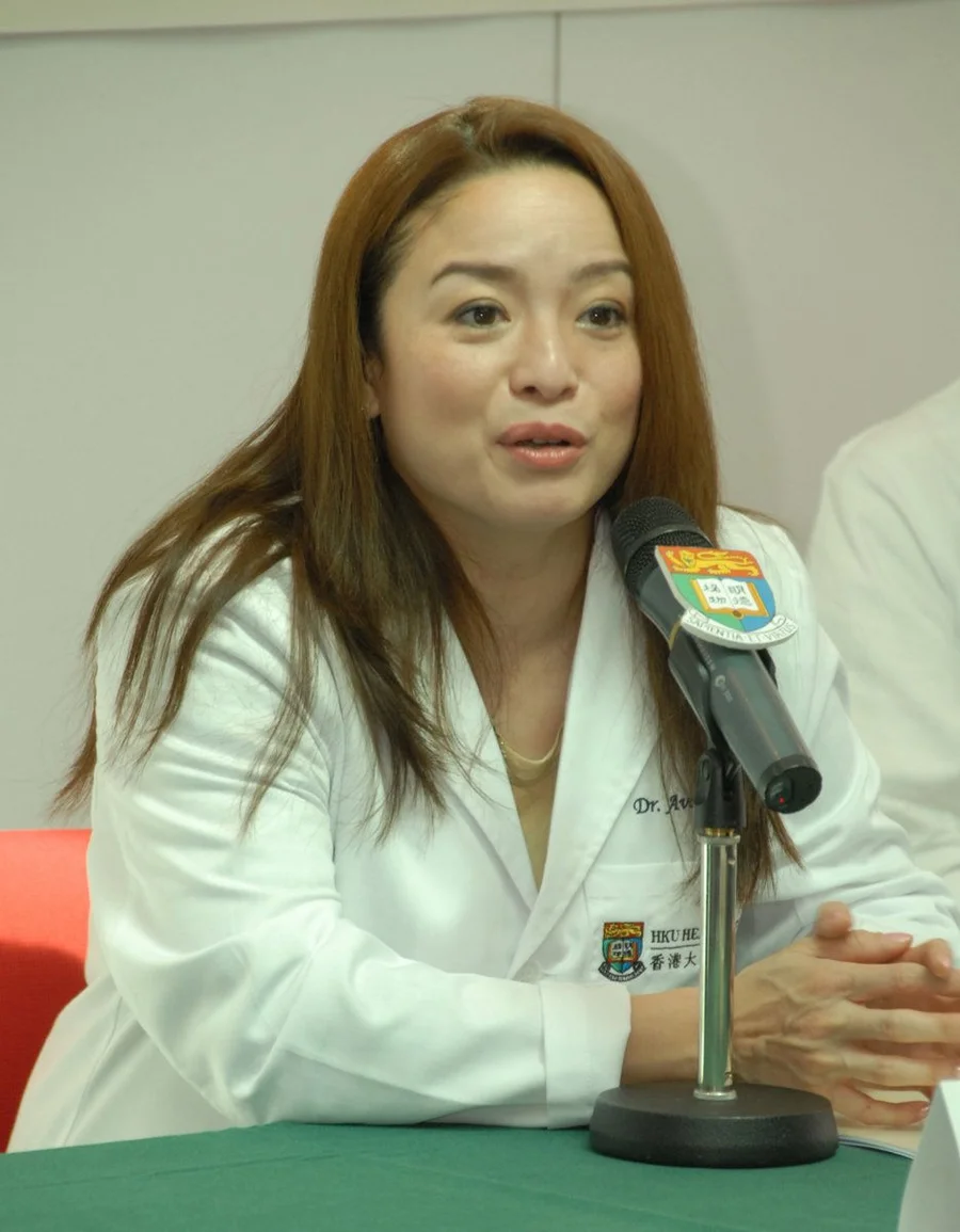 Dr Ava Kwong, Clinical Associate Professor of Department of Surgery, Li Ka Shing Faculty of Medicine, HKU points out that HKU provides support to the first Lymphedema Multi-care Management Programme in Hong Kong harnessing different healthcare professionals, including plastic surgeons, breast surgeons, physiotherapists and nursing specialists.