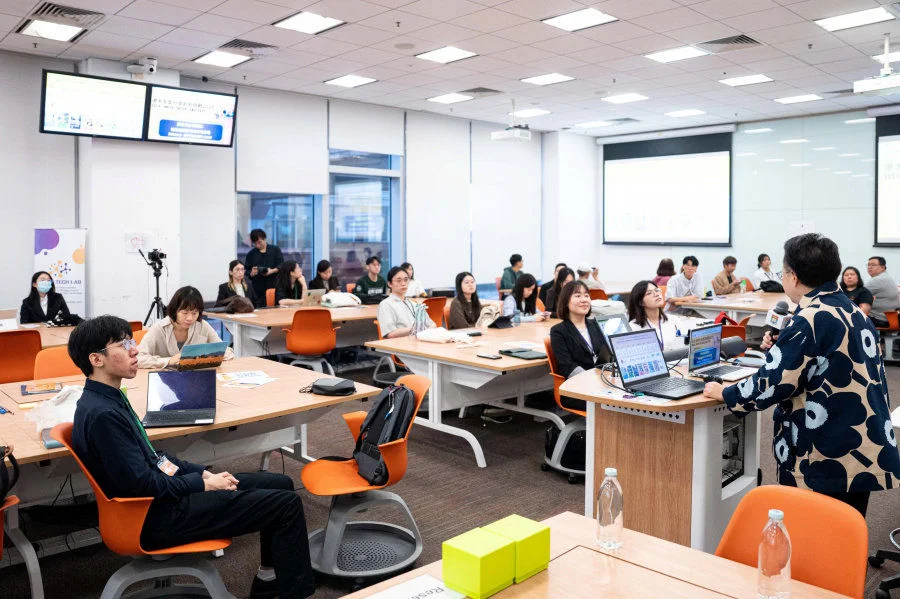 HKU Cares organised a workshop on 12 April, inviting representatives from non-profit organisations and representatives from community centre in the Central and Western District to share insights on their collaborations in promoting community health. 