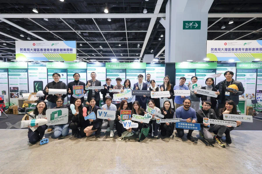 14 「 Tech-up 」 teams showcased their achievements at HYAB Booths during the HKTDC Entrepreneur Day (E-Day) 2025.  