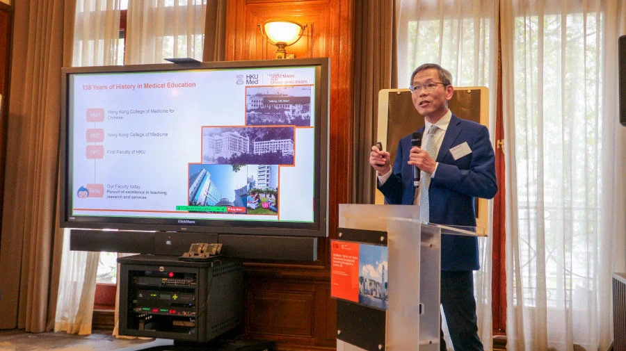 HKUMed actively organises various events in major international cities to attract outstanding scholars and students from around the world to join the Faculty, and to engage in exchanges with world renowned institutions for its further development. Dean Professor Chak-sing Lau will once again lead a delegation to London in May to hold a series of recruitment and alumni activities over two days.  