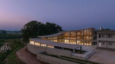 HKU’s Project Mingde claims second international honour
Guangxi Duling Educational and Cultural Centre project wins 2025 Architizer A+ Award