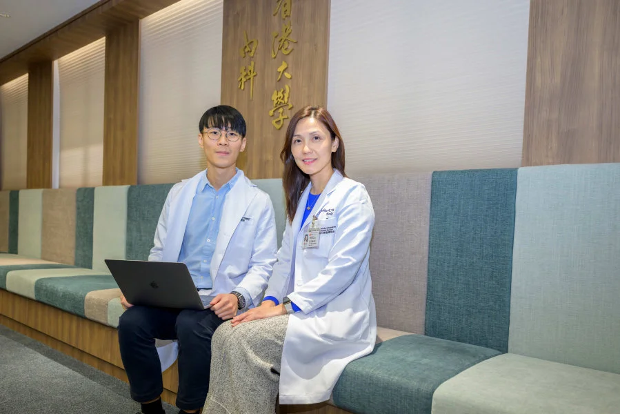 HKUMed develops and tests a pioneering tool, the ‘Advance Care Planning Communication Assessment Tool’, to improve the crucial conversations around advance care planning. The research is led by Dr Jacqueline Yuen Kwan-yuk (right) and Dr Steven Chu Tsun-wai.  