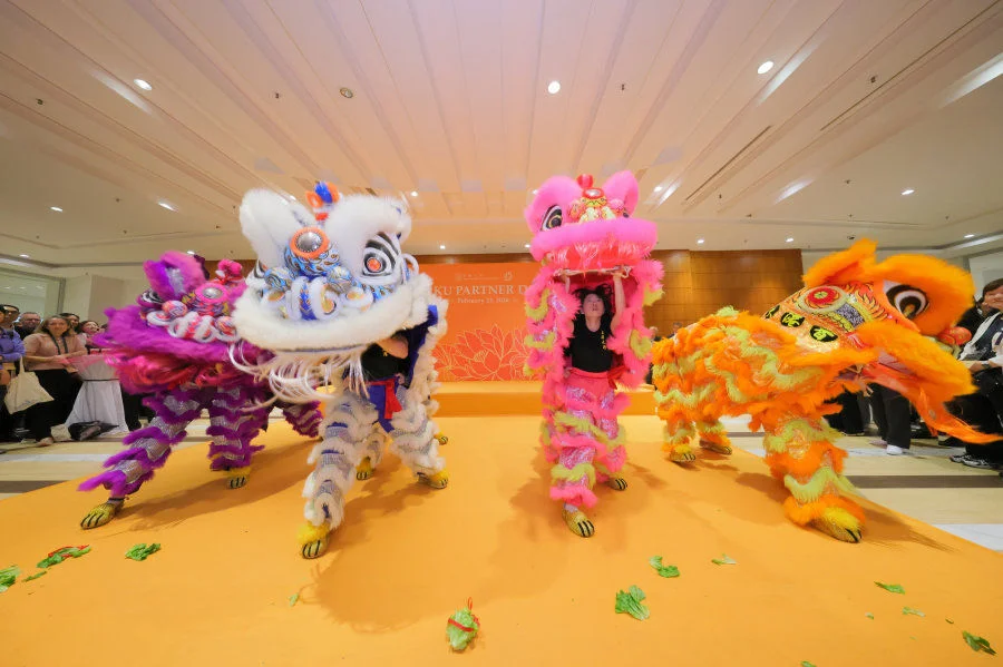 A vibrant lion dance performance by HKU students.
