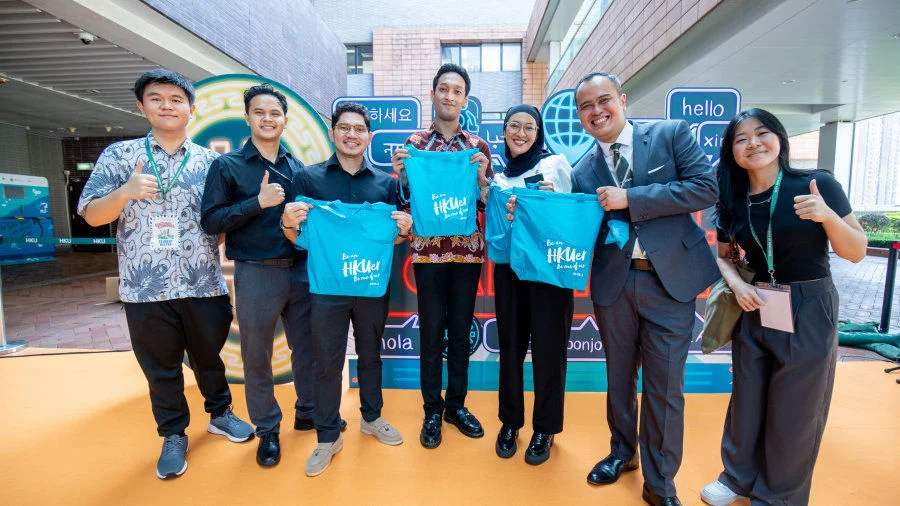 A group of international students from HKU organised a vibrant Cultural Carnival on campus.